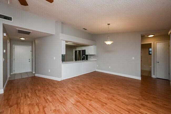 Photo - 9136 Lometa Ln