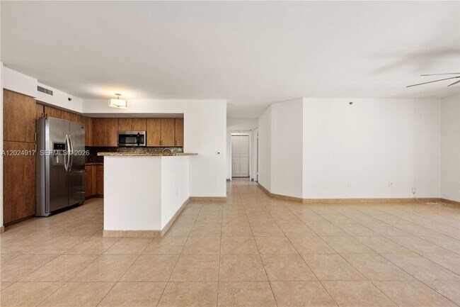 19501 E Country Club Dr Unit 9508