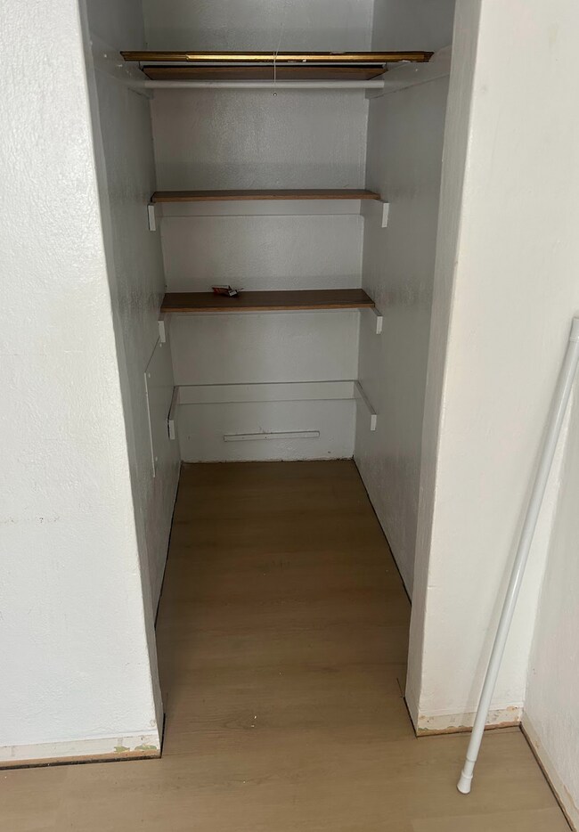 Photo - 418 W 13th St