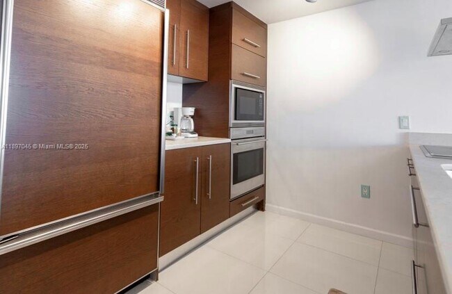 Photo - 485 Brickell Ave Unit 2606