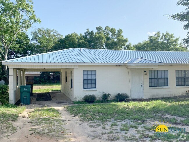 Building Photo - Nice 2 Bedroom Duplex in Fort Walton Rental