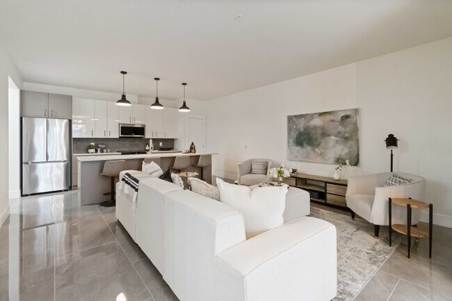 Photo - 1414 Main St Unit 203