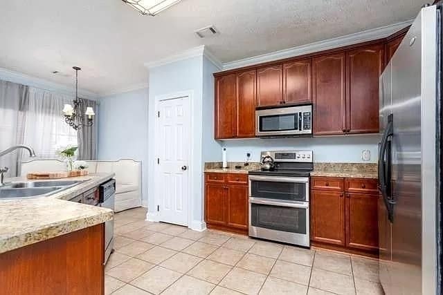 Photo - 1630 Academy Dr