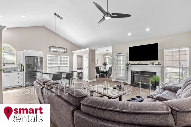 Photo - 944 Wellesley Pl Dr