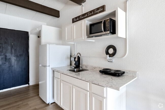 Studio - 320SF - Kitchen