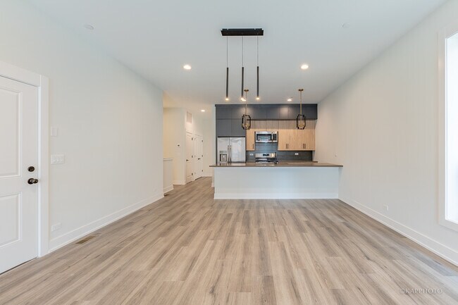 Photo - 4021 N Keystone Ave Unit 1S