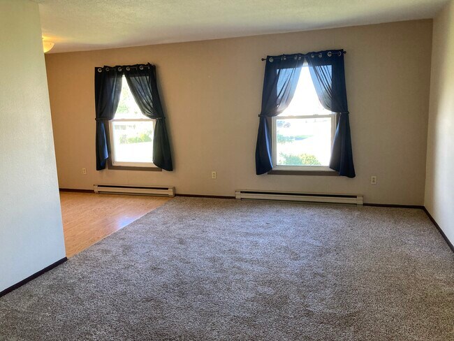 Living Room - 27015 Heatherford Dr Unit 4