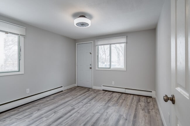 Photo - Arbor Arms Apartments