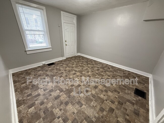 Photo - 533 Manor St