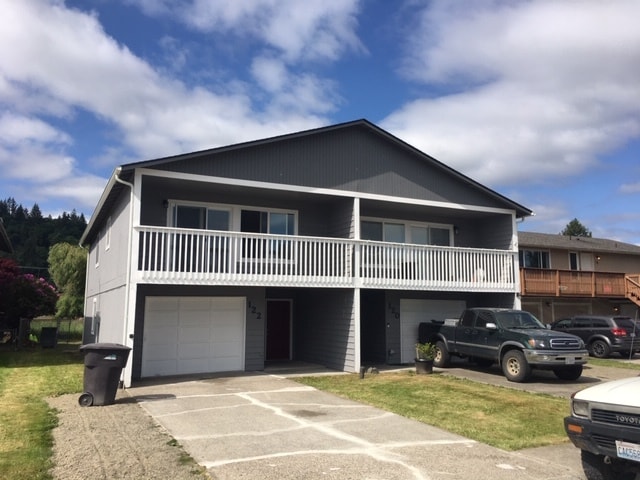 Photo - 120 Cowan Ct