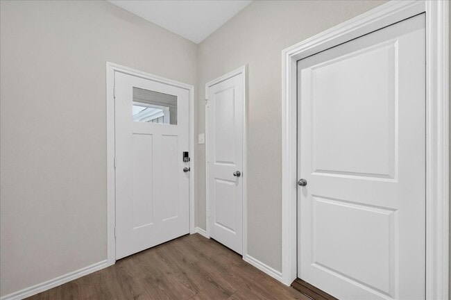 Photo - 717 Sweet Pea Dr
