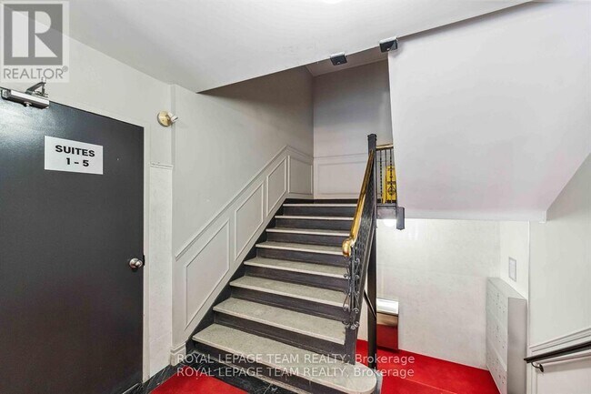 Photo - 407 Elgin St