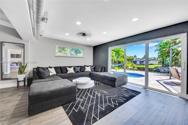 Photo - 2407 Nassau Ln