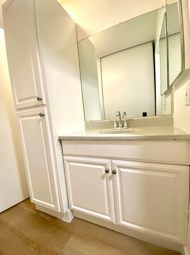 Photo - Stunning 1 Bed/1 Bath Condo Apartment with Private Balcony, Hardwood Flooring, AC, and Spacious L...