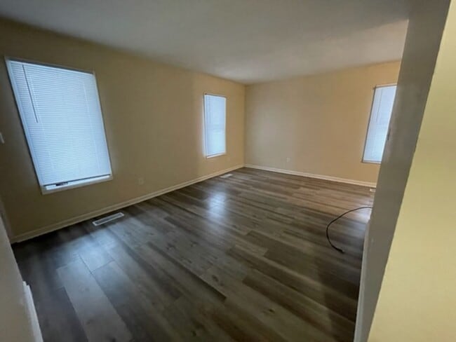 Photo - Two Bedroom Duplex Unidad 219 Bell