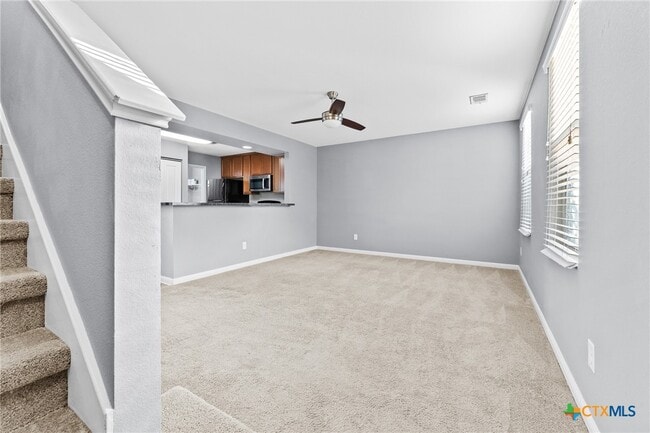 Photo - 320 Trestle Tree