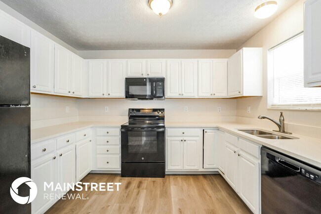 Photo - 1599 Covina Dr