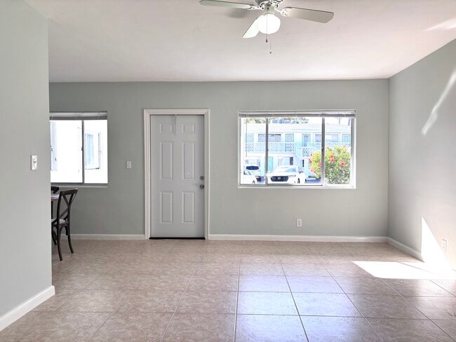 Photo - 1950 Lake Osborne Dr Unit #3