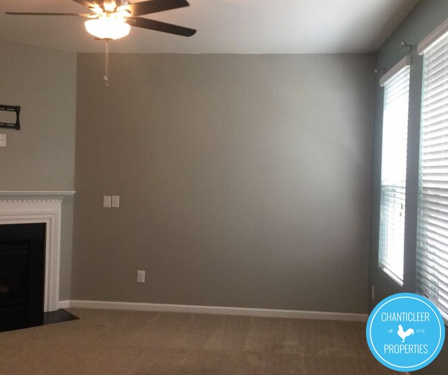 Photo - 4532 Tarkiln Pl