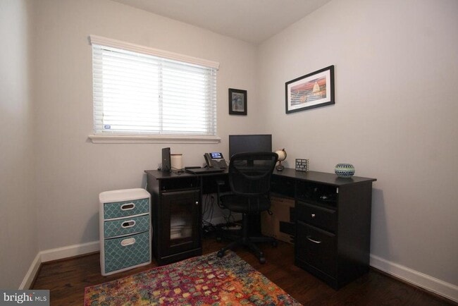 Photo - 3287 Annandale Rd