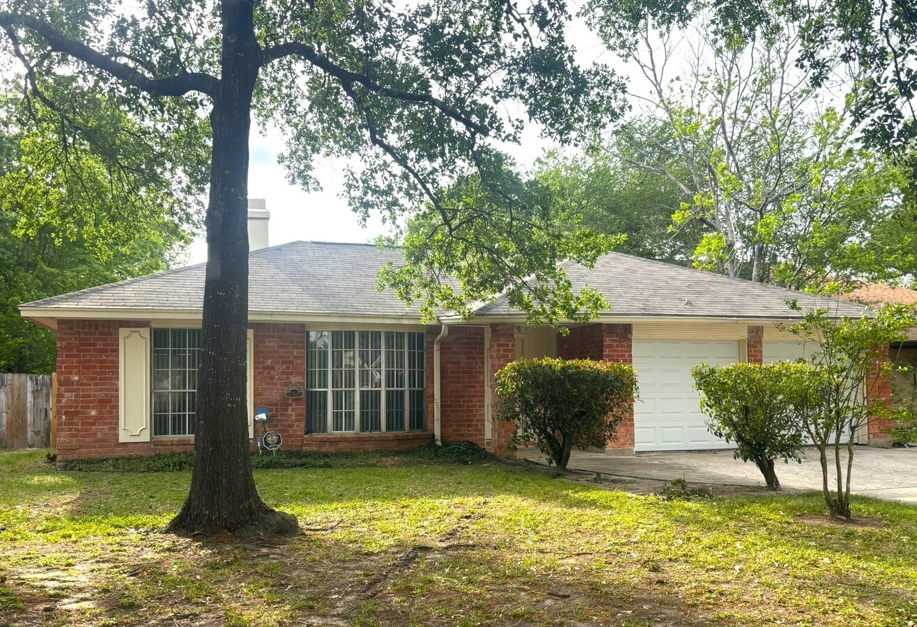 Photo - 17323 Camberwell Green Ln