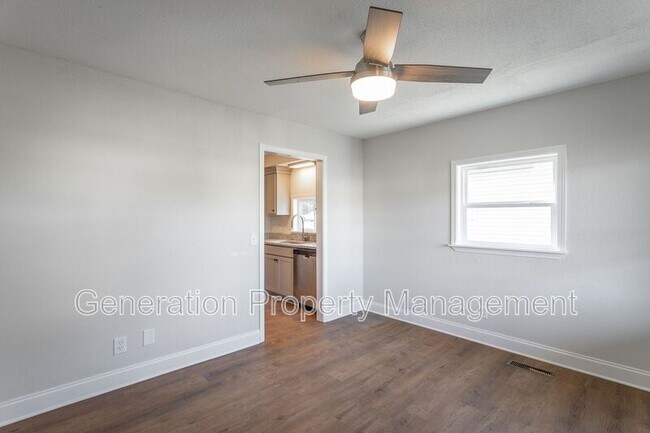 Photo - 1902 S Watkins St Unit #3