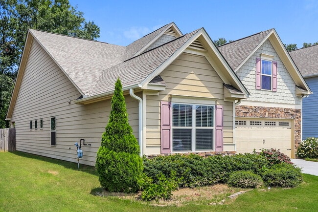 Photo - 35 Mercer Ln