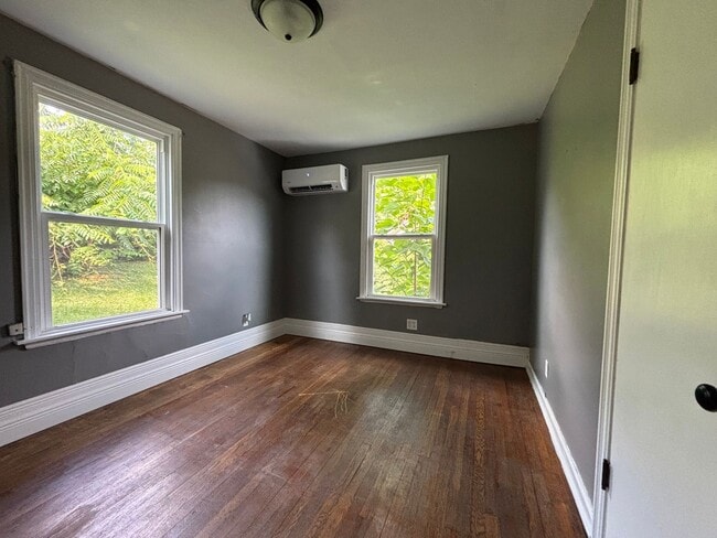 Photo - 3 Bed | 1 Bath | Private Patio | Unbeatable Value