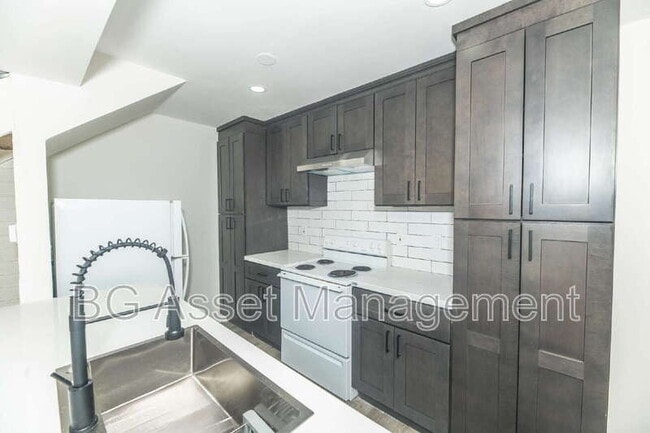 Photo - 4110 34th Ave Unit 3