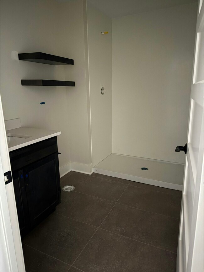 Photo - 106 E Erie St Unit 2C