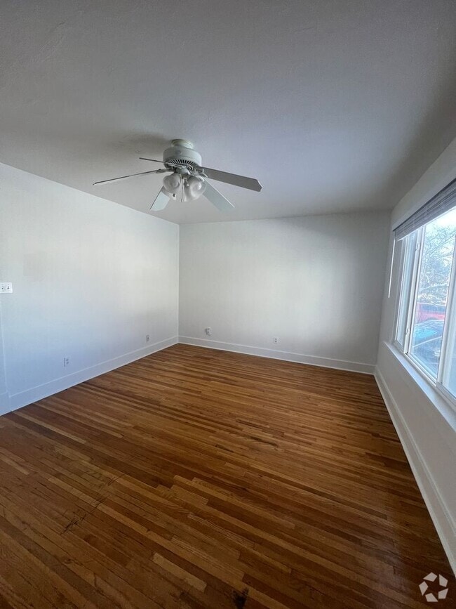 Building Photo - Recently Renovated Provo Home