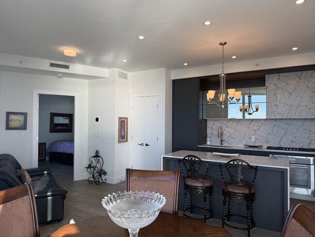 Photo - 1342 Johnston Rd