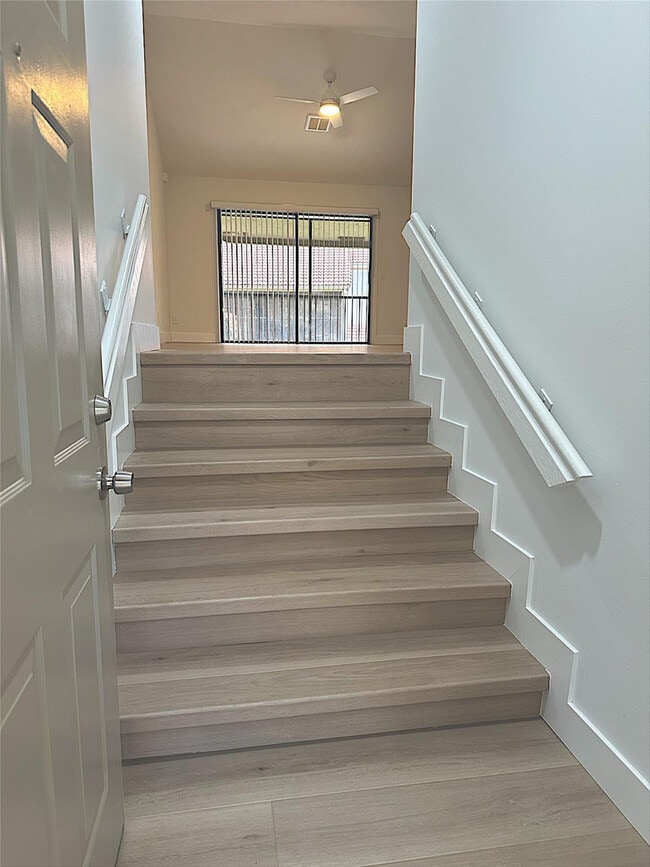 Photo - 5710 Coach House Cir Unit G