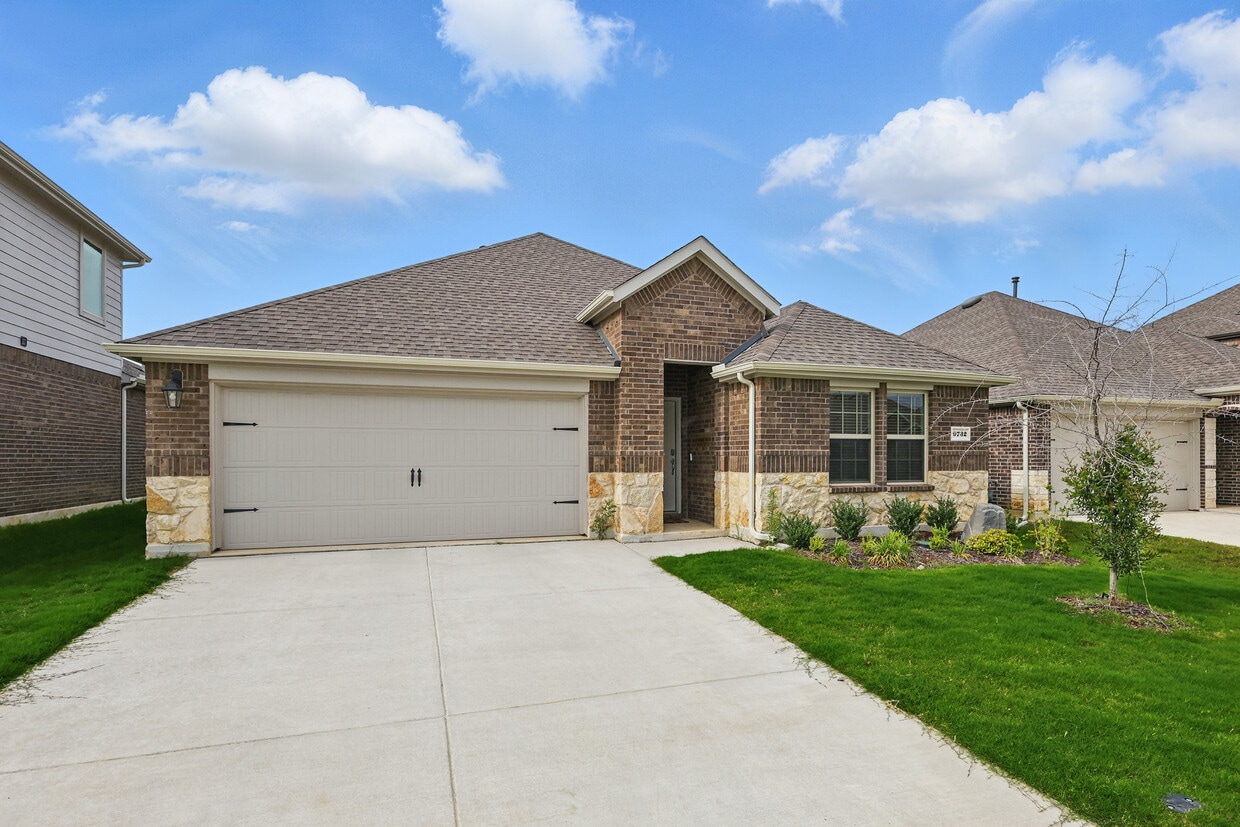Photo - 9732 Quail Pointe Rd (Krugerville, TX)