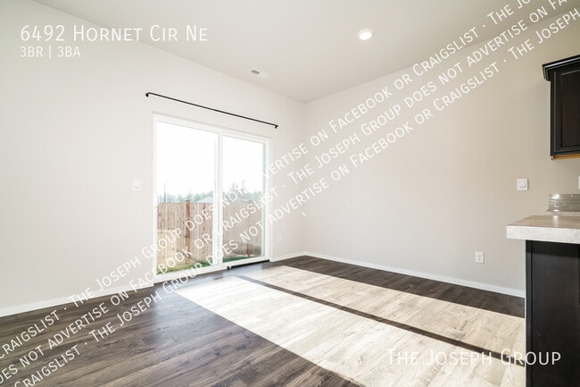 Photo - 6492 Hornet Cir NE