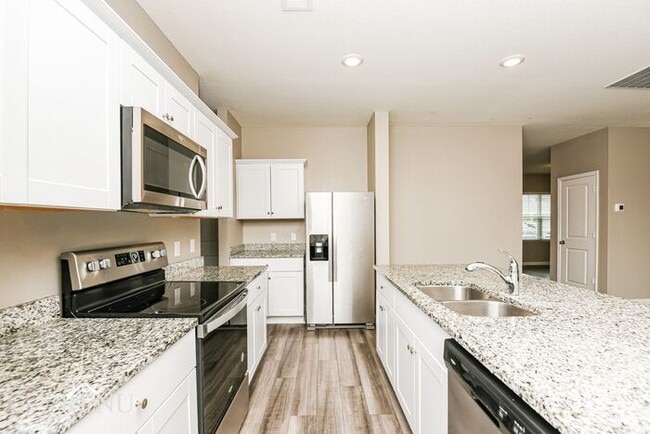 Photo - 13320 Wysong Dr