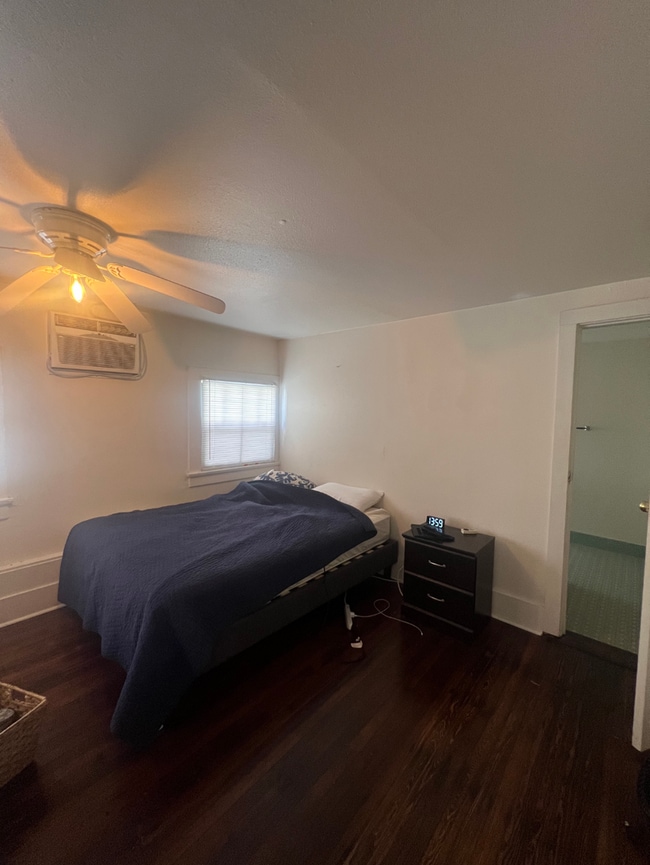 Photo - 1601 Broadway St Unit 1603 Basement Left