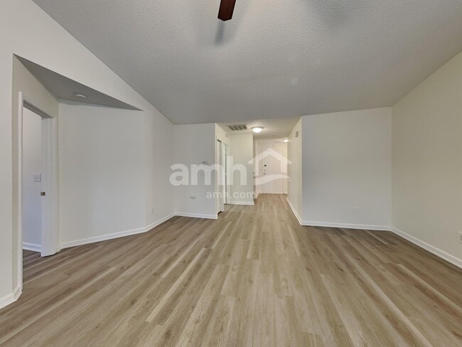 Photo - 12 Avalon Ct