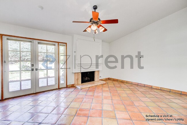 Photo - 24401 Regina St