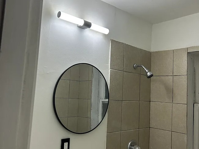 Photo - 4419 Richard Pl Unidad A