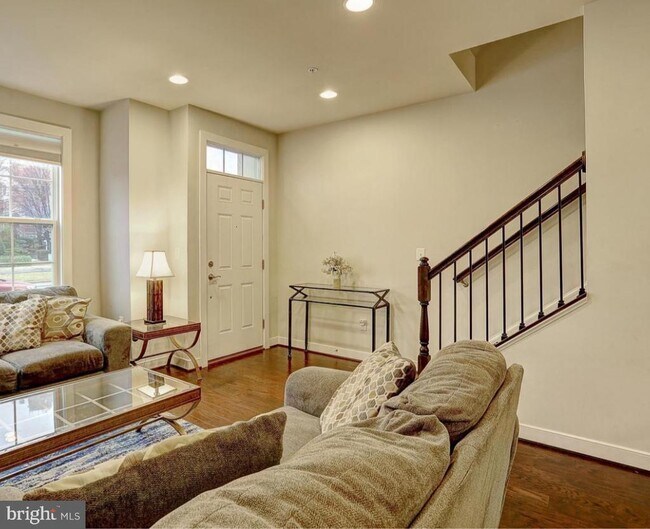 Photo - 9764 Fields Rd