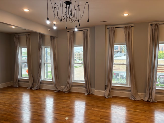 Photo - 206 1st St SW Unit 206 3rd Ave