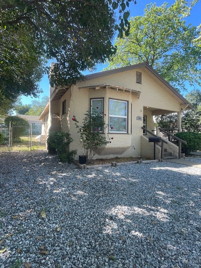 Photo - CHARMING 2 BED 1 BATH VICTORIAN HOME