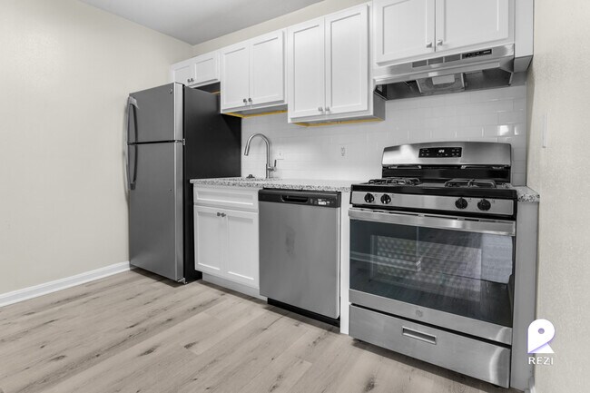 Photo - 6417 Hil-Mar Dr Apartment Unit 402