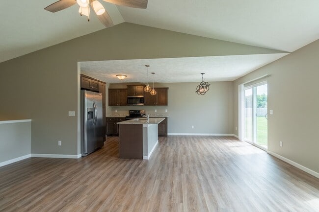 Photo - Gorgeous Newer Home in Nice Family Neighborhood