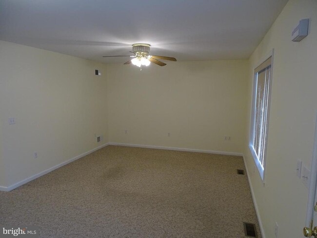 Photo - 10 Fairview Ave