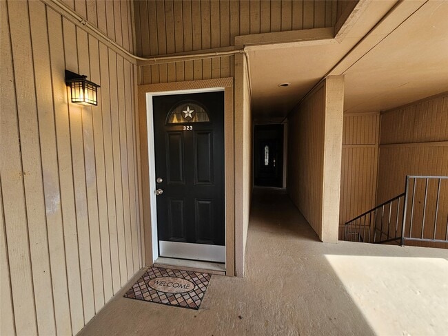 Photo - 15575 Marina Dr Unit 323A