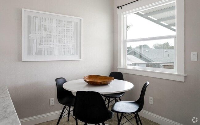 Building Photo - 4730 Congress Ave Rental