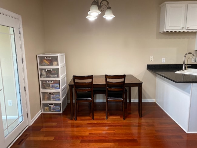 Photo - 5030 Archer Ln N