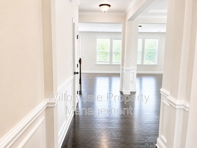 Photo - 1608 Fairbanks Rd